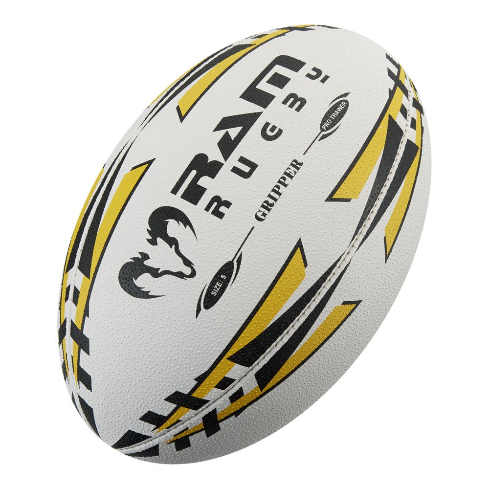 Thirty Ram Rugby Gripper 2.0 Pro Trainer rugby balls stacked with two black breathable storage bags for training bundle